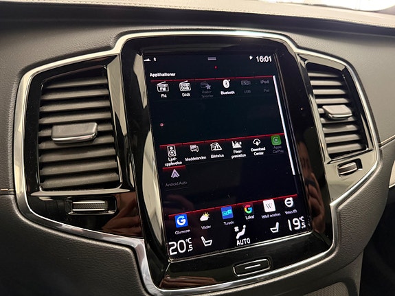 Volvo XC90 29 of 30