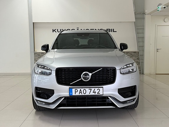 Volvo XC90 5 of 30