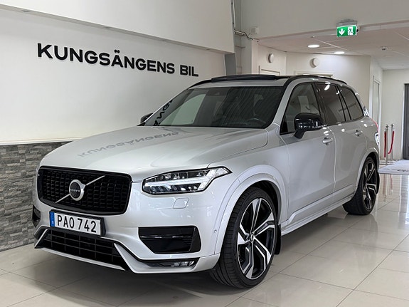 Volvo XC90 4 of 30