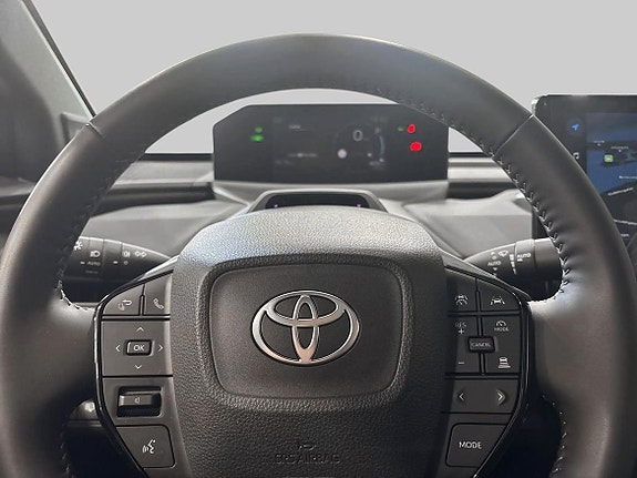 Toyota bZ4X 15 of 19