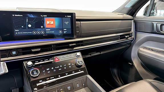 Hyundai Santa Fe 13 of 15