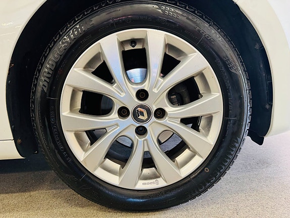 Renault Clio 11 of 25