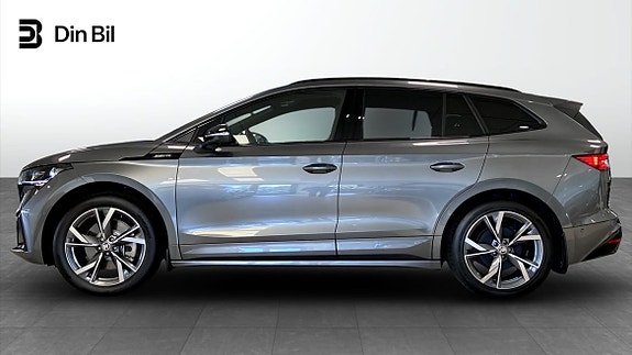 Skoda Enyaq 2 of 25