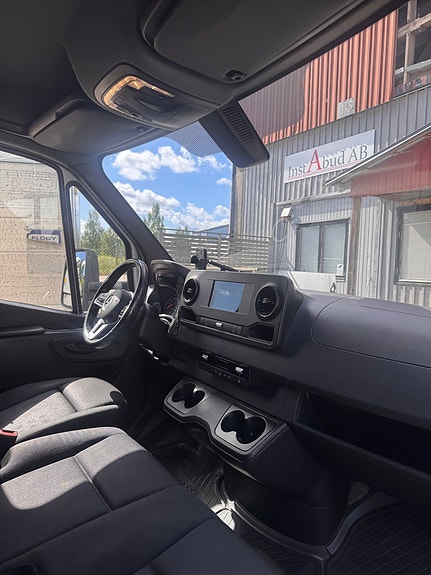 Mercedes-Benz Sprinter 317 4 of 15