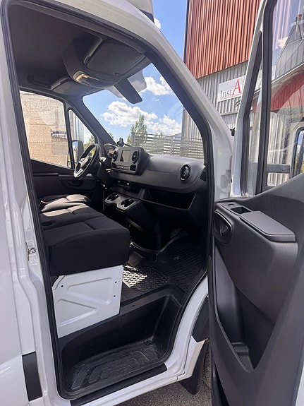 Mercedes-Benz Sprinter 317 15 of 15