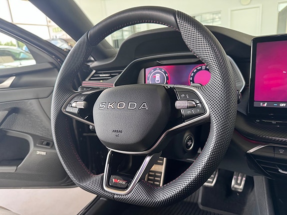 Skoda Octavia RS 13 of 25