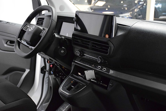 Opel E-Vivaro 17 of 20