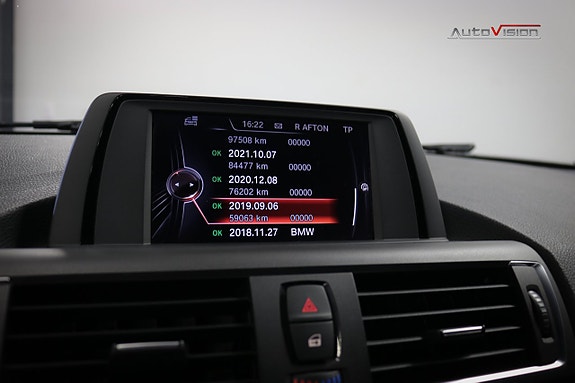 BMW 118d 30 of 30