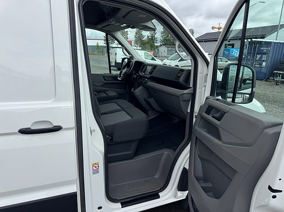 Volkswagen Crafter 35 12 of 27