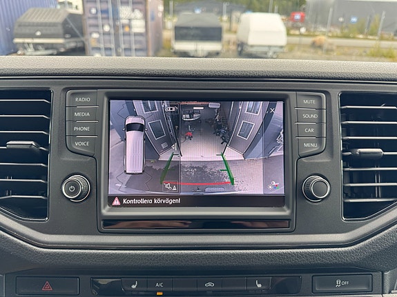 Volkswagen Crafter 35 15 of 27