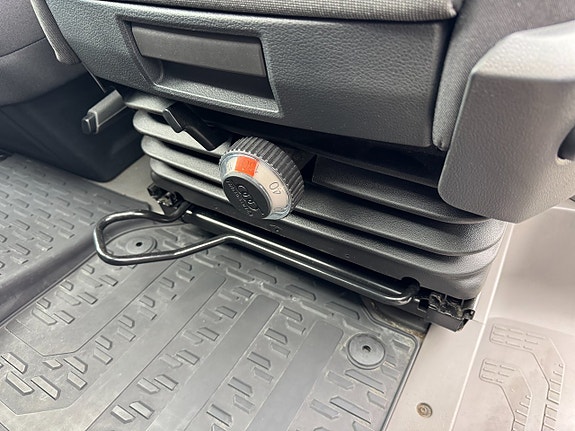 Volkswagen Crafter 35 11 of 27