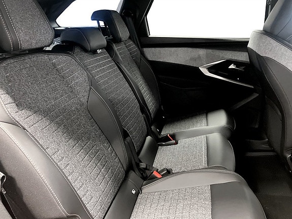 Peugeot 5008 6 of 14