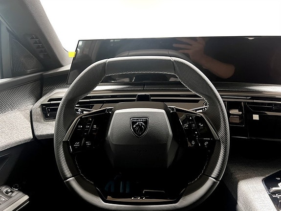 Peugeot 5008 12 of 14