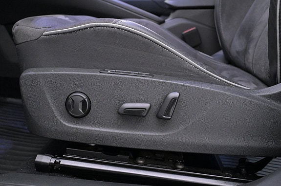 Skoda Enyaq 11 of 27