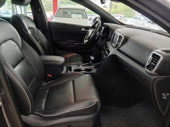 Kia Sportage 13 of 27