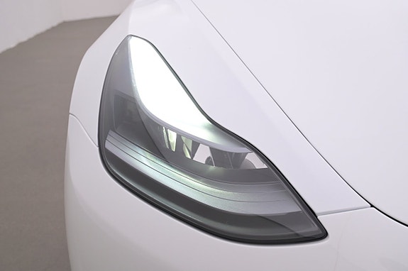 Tesla Model 3 26 of 27