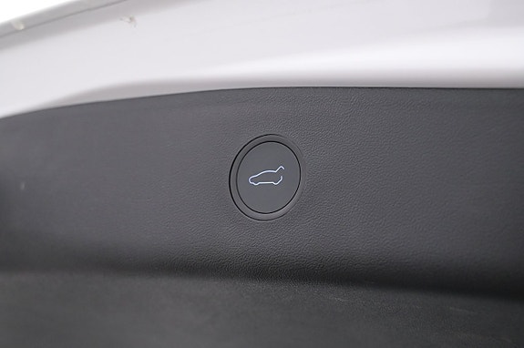 Tesla Model 3 24 of 27