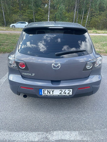 Mazda 3 3 of 6