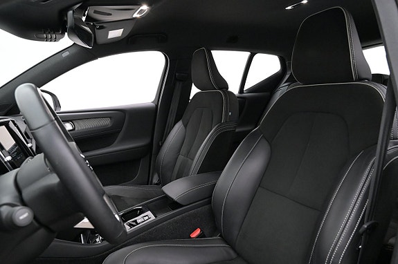 Volvo XC40 9 of 27