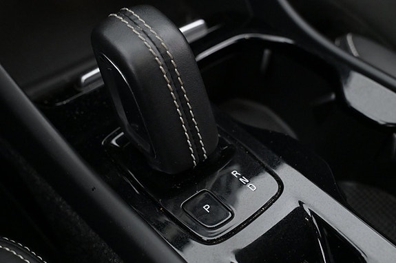 Volvo XC40 16 of 27