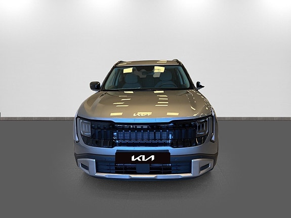 Kia Seltos 2 of 27