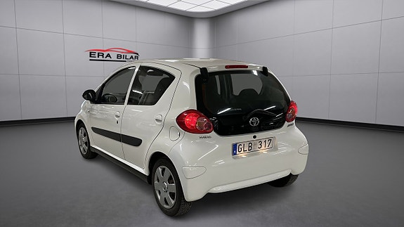 Toyota Aygo 4 of 21