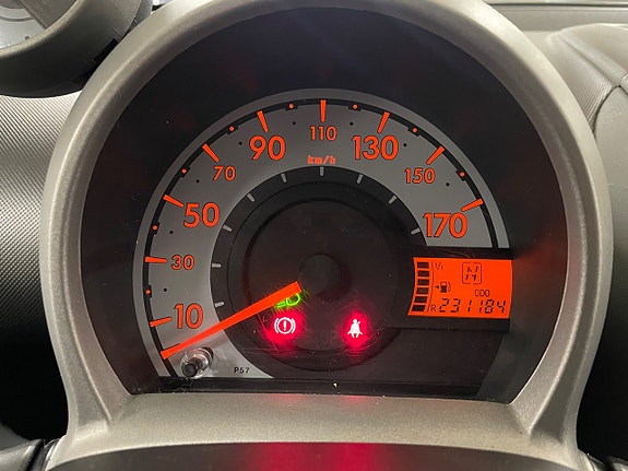 Toyota Aygo 15 of 21