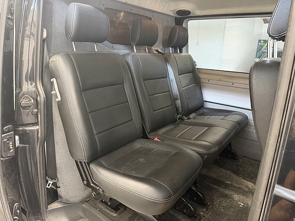 Volkswagen Transporter 9 of 9