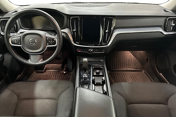 Volvo V60 12 of 24