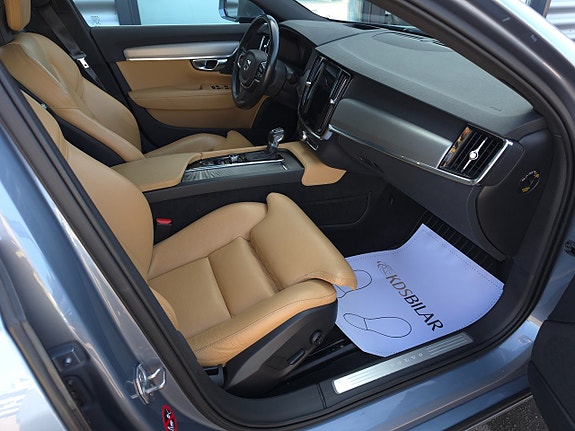 Volvo S90 7 of 15