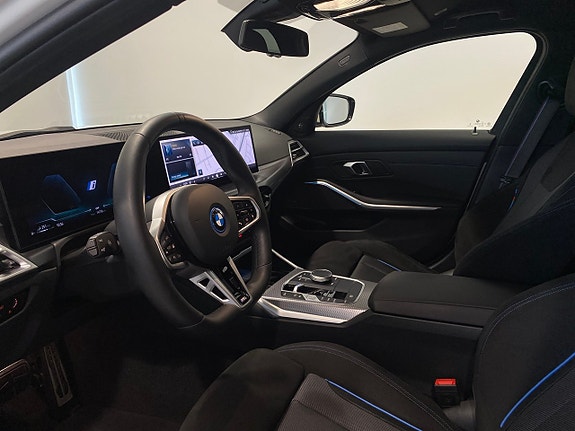 BMW 330e 5 of 13