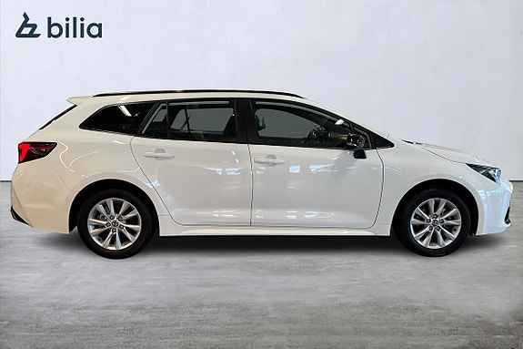 Toyota Corolla 16 of 19