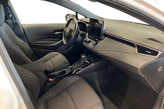 Toyota Corolla 6 of 19