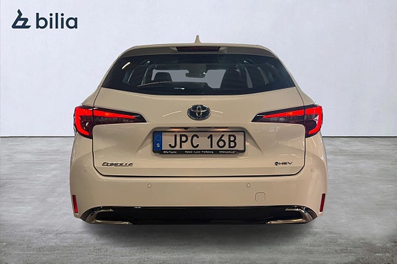 Toyota Corolla 4 of 19