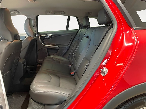 Volvo V60 10 of 20