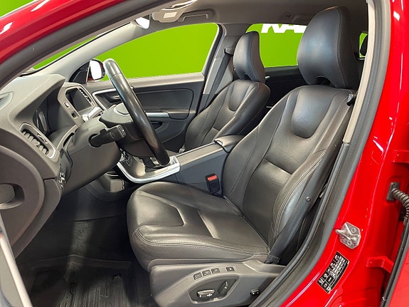Volvo V60 9 of 20