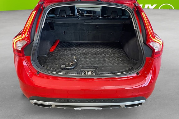 Volvo V60 8 of 20