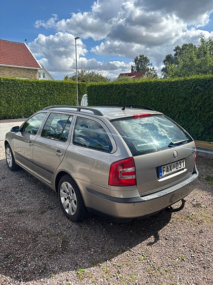 Skoda Octavia 7 of 11