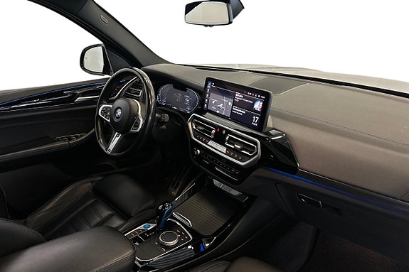 BMW iX3 16 of 24