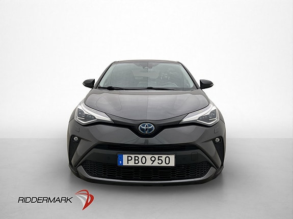 Toyota C-HR 2 of 30
