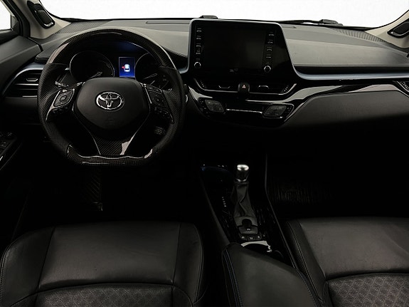 Toyota C-HR 13 of 30