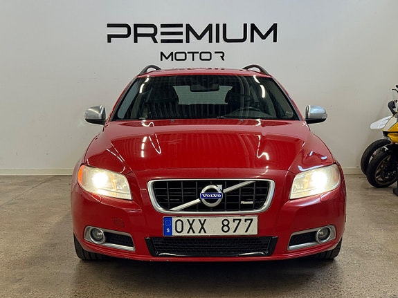 Volvo V70 3 of 15