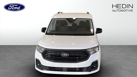 Ford Connect Tourneo 8 of 9