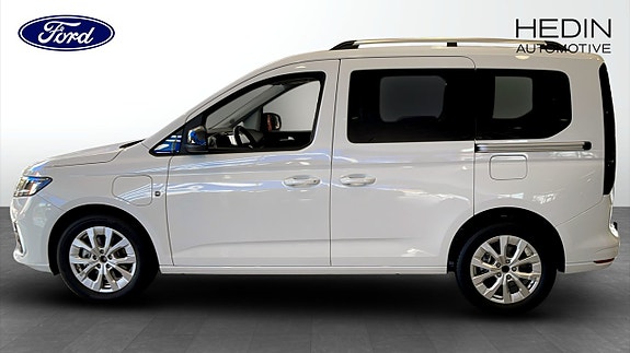 Ford Connect Tourneo 6 of 9