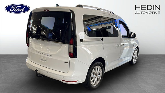 Ford Connect Tourneo 2 of 9