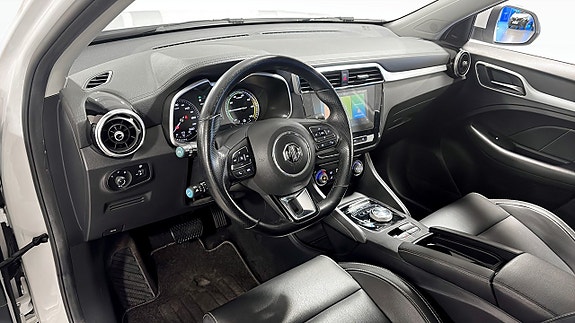 MG ZS 3 of 13