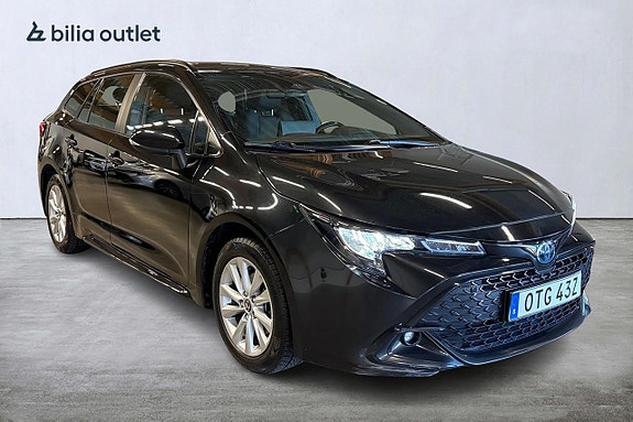 Toyota Corolla 5 of 29