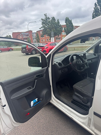 Volkswagen Caddy 8 of 11