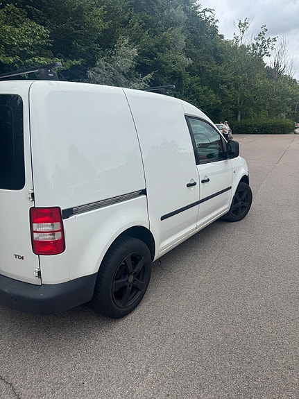 Volkswagen Caddy 4 of 11