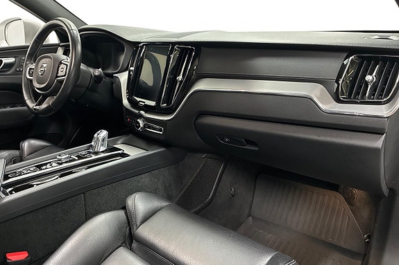 Volvo XC60 15 of 26